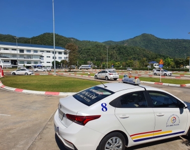 Độ tuổi để đăng ký học lái xe ?